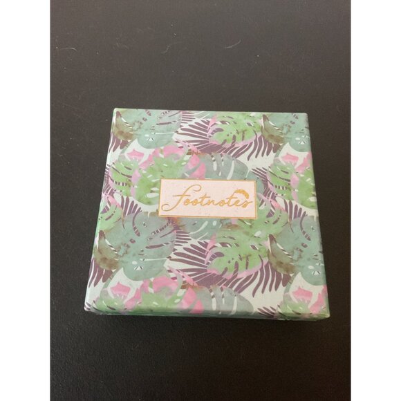 Footnotes "Lifes A Beach" Expandable Bracelet With Silver-Plated Charms In Gift - Picture 2 of 3